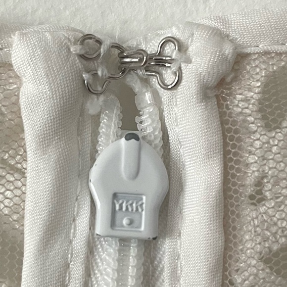 White House Black Market Women’s Sleeveless Fit and Flare Dress - Picture 5 of 5